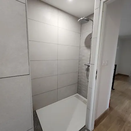 Maison 5 *